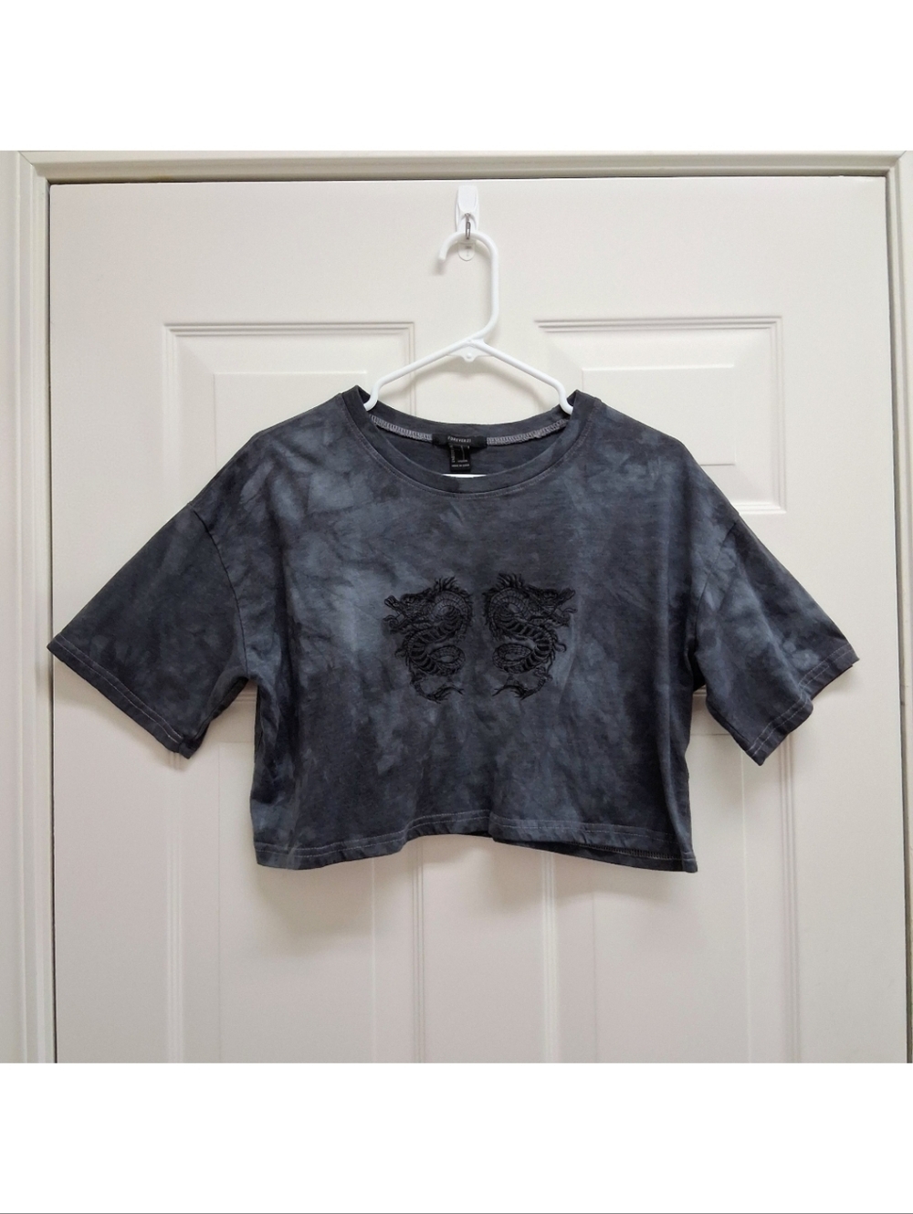 Womens Dragon Embroidered Crop Top Acid Wash Large Gray Y2K Grunge Goth Boxy